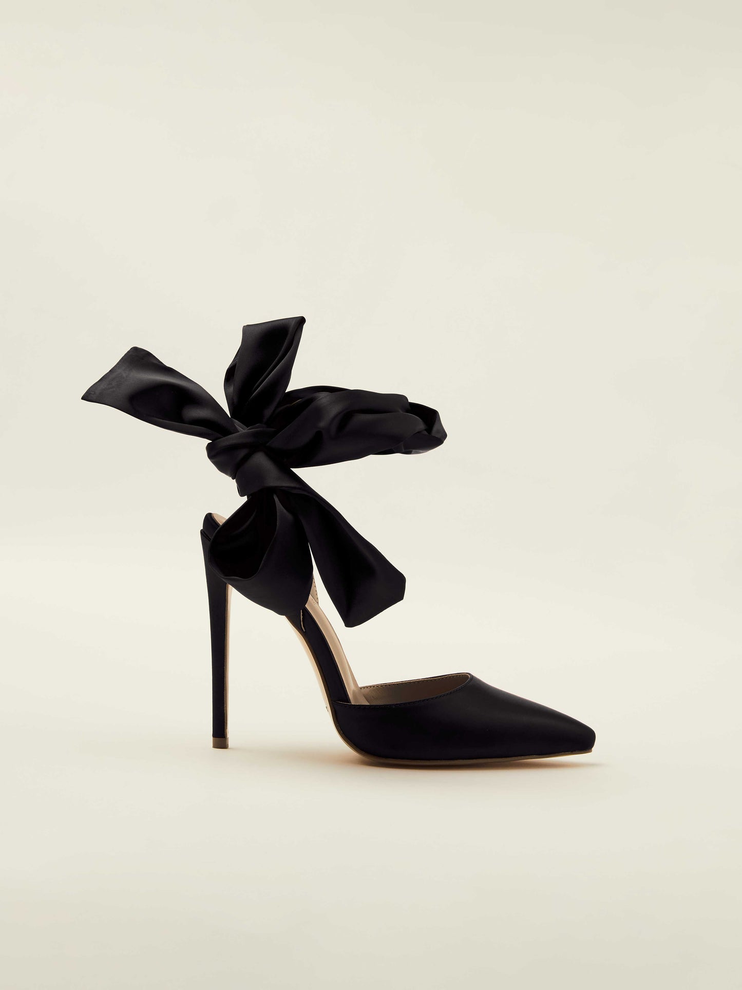 Bow Satin Pump Black